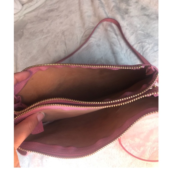 3 Pocket Purse ✨ - Picture 2 of 3